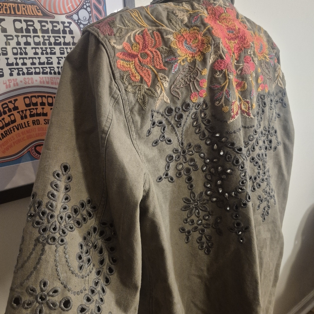 Johnny Was Embroidered Utility Jacket with Multicolor Floral Detail Xl Oversized - Picture 5 of 12